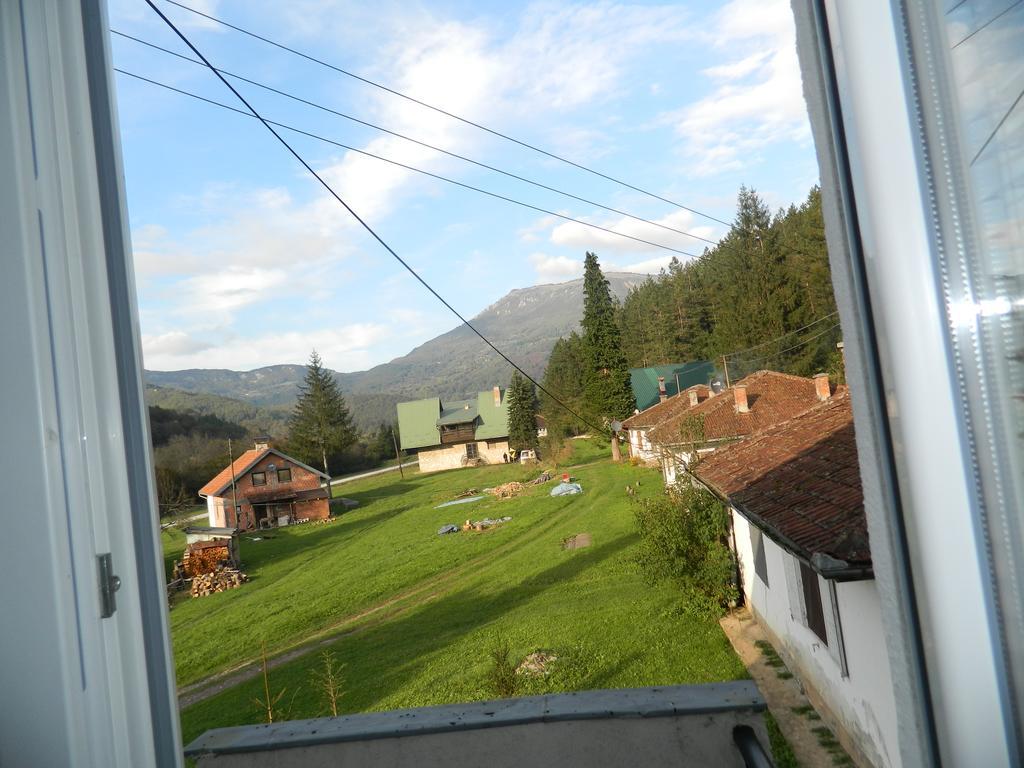 Apartman Sutjeska Тьентиште Экстерьер фото